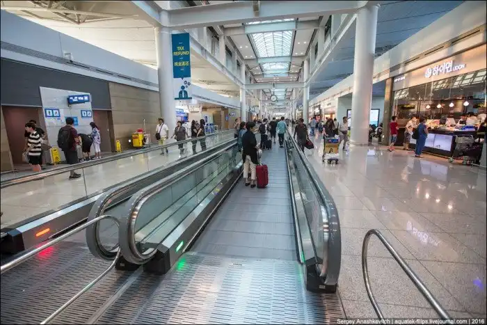 Один из самых крутых аэропортов мира