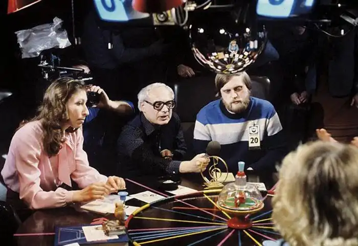 41 год назад вышла первая передача “Что? Где? Когда?”