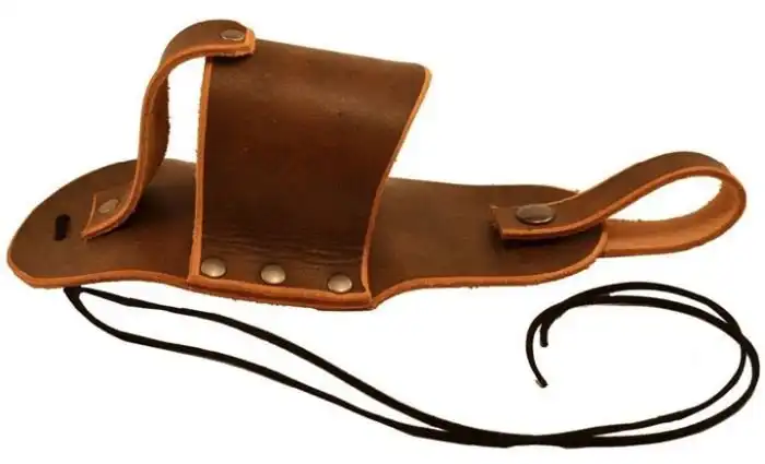 Необычный аксессуар для настоящих мужчин