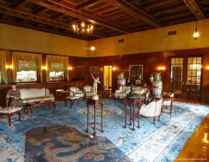 Дворец за миллион долларов