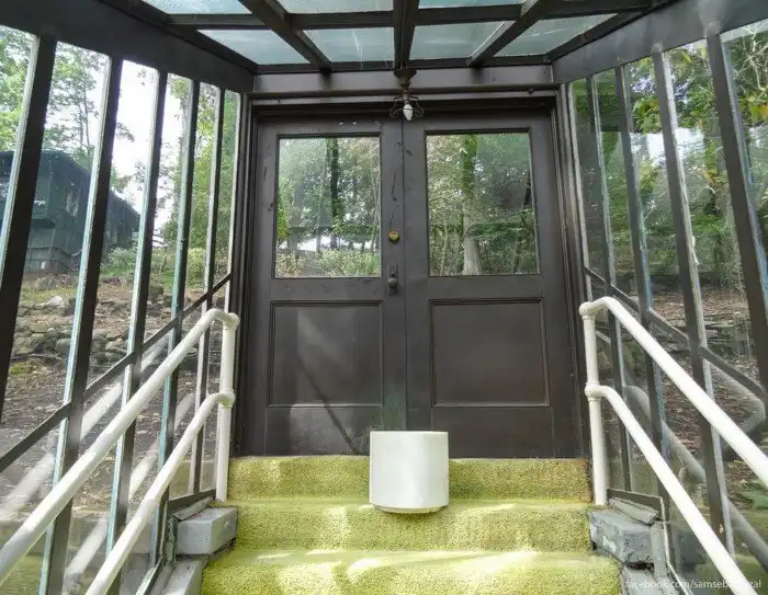 Дворец за миллион долларов