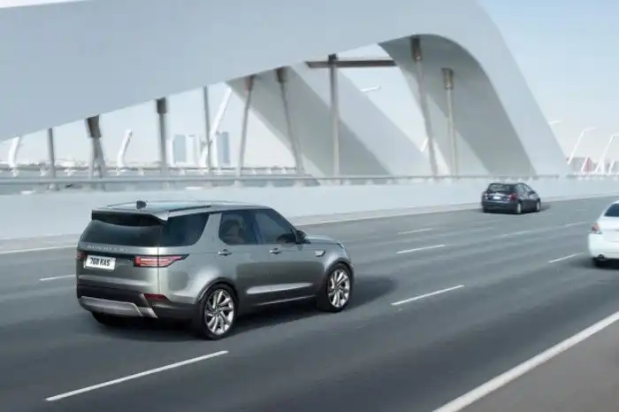 Увидеть и вновь ожить: 10 самых ярких новинок Парижского автосалона