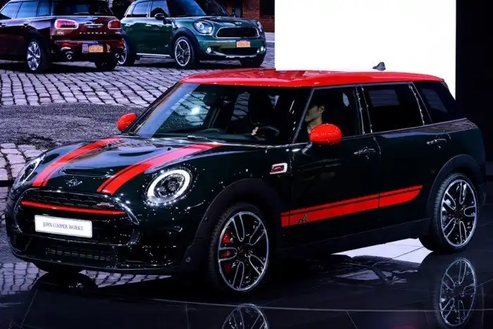 Парижский автосалон 2016