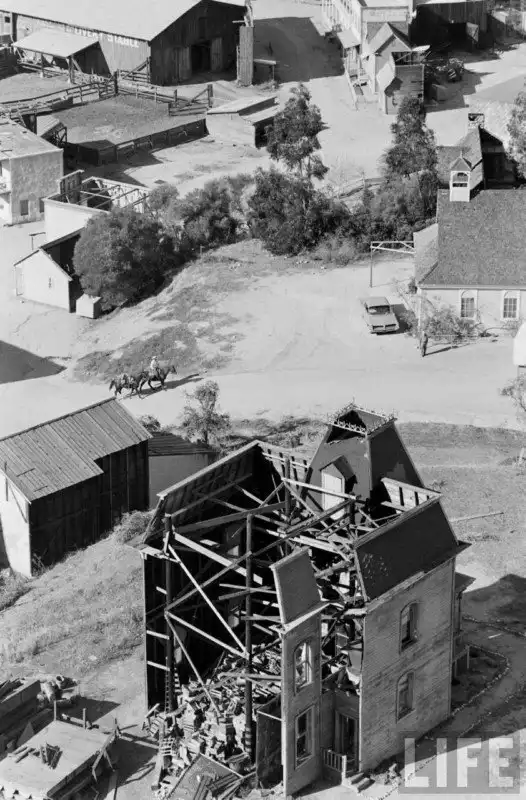 Изнанка фальшивого города киностудии Universal Pictures