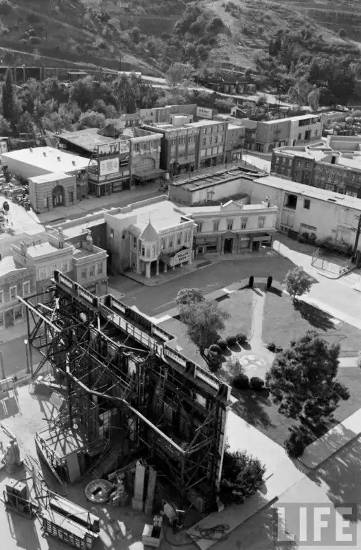 Изнанка фальшивого города киностудии Universal Pictures