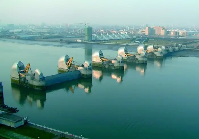 Как работает барьер Темзы