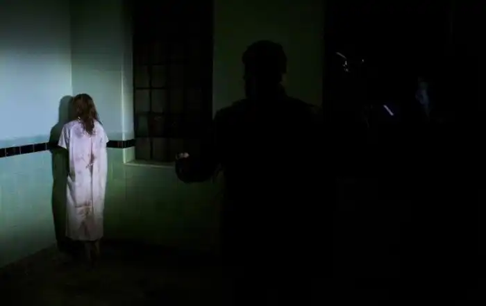 15 самых пугающих домов в фильмах ужасов