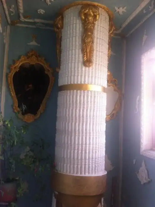 Настоящий музей в подъезде обычной киевской многоэтажки