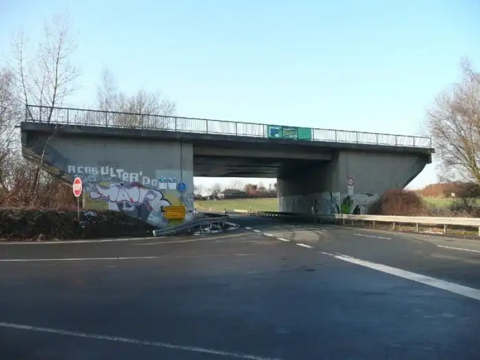 Мосты, с которыми что-то пошло не так