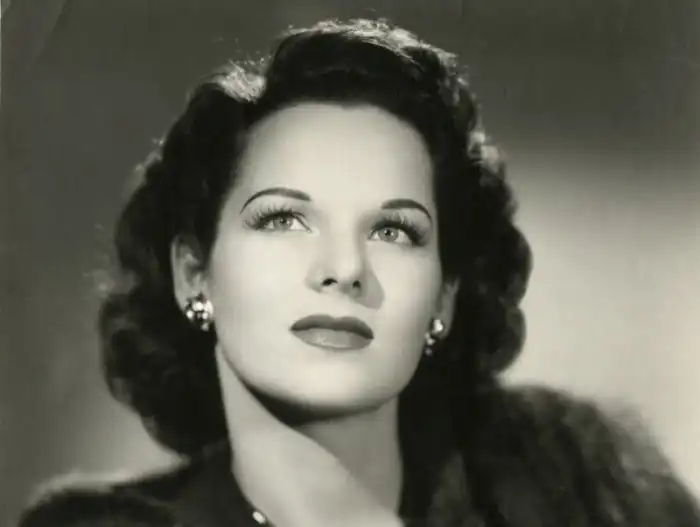 Королева гангстеров: как Вирджиния Хилл погубила знаменитого мафиози Багси Сигела