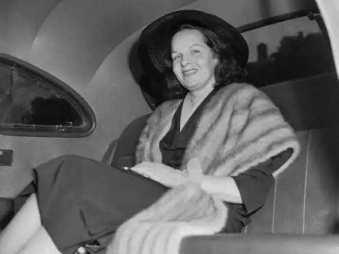 Королева гангстеров: как Вирджиния Хилл погубила знаменитого мафиози Багси Сигела