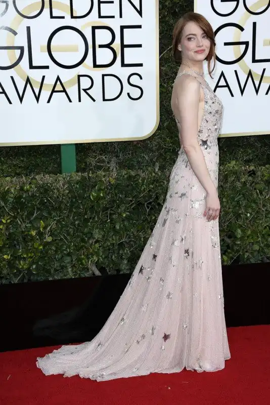 У кого глубже: самые отчаянные декольте премии «Золотой глобус — 2017»