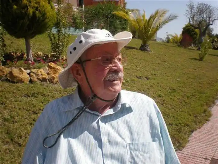 Влюбленный Гораций: заключенный солдат сбегал более 200 раз... чтобы встретиться с девушкой