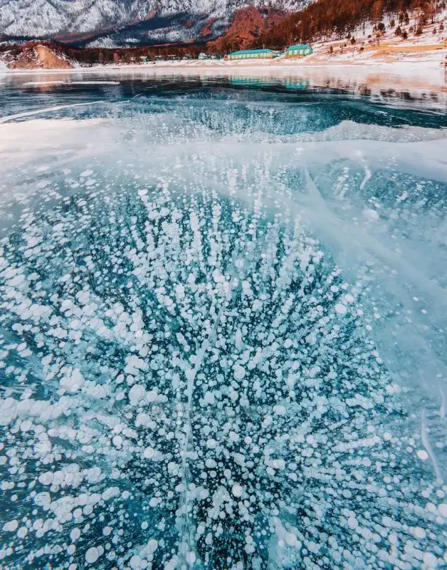 Прогулка по замерзшему Байкалу