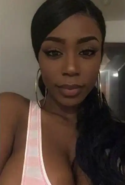 Нигерийская фитнес-модель с нетипичной фигурой