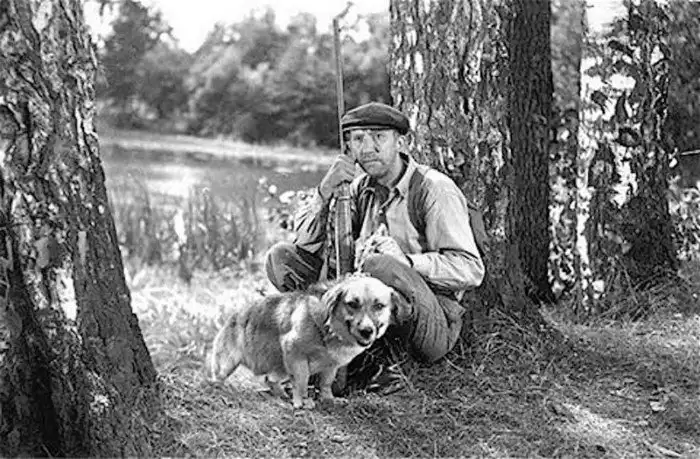 Герои минувших дней