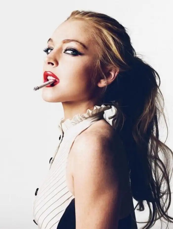 Знаменитости, которые лечились от зависимостей