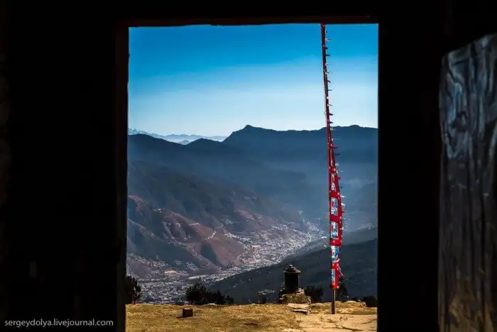 Бутанский монастырь. Медитация и фандрайзинг