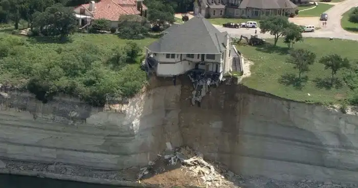 15 опаснейших мест на Земле, в которых умудряются жить люди