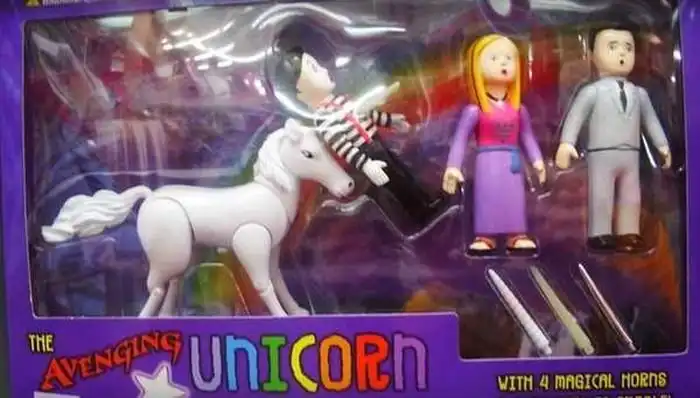 Странные детские игрушки