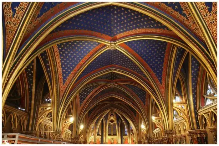 Головокружительные по своей красоте своды