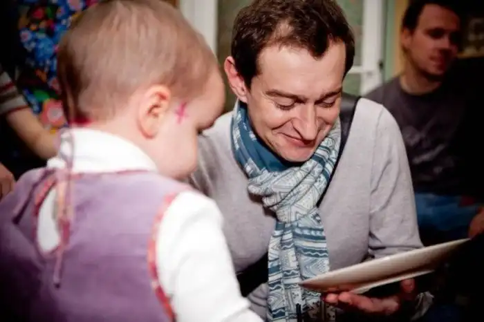 Знаменитости, спасающие мир своей известностью