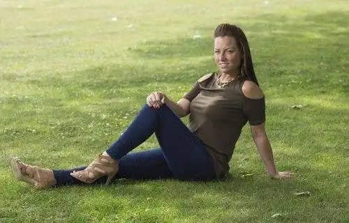 После пластики ягодицы выглядели, как после укуса акулы