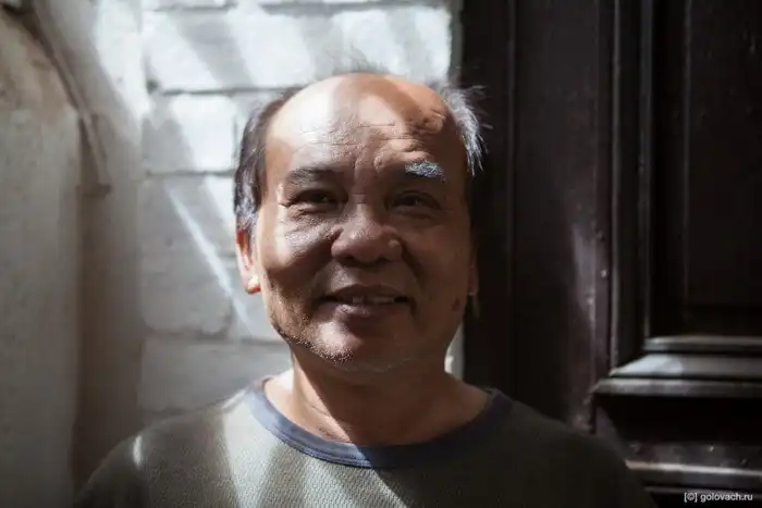 Как организована добыча сапфиров на Мадагаскаре