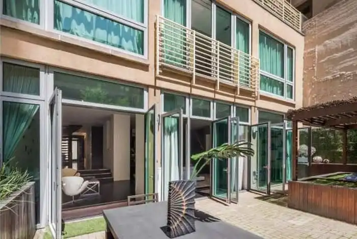 Дом Алана Уилзига, прототипа второстепенного персонажа фильма «Волк с Уолл-стрит», за 19,75 млн долларов