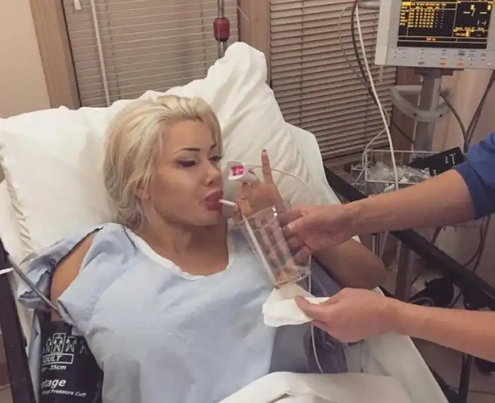 Пикси Фокс: девушка-барби