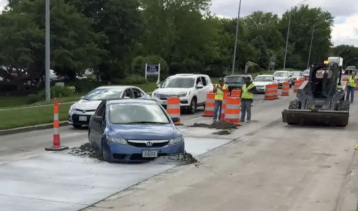 Объезд пробки обошелся водителю в 10 000 долларов