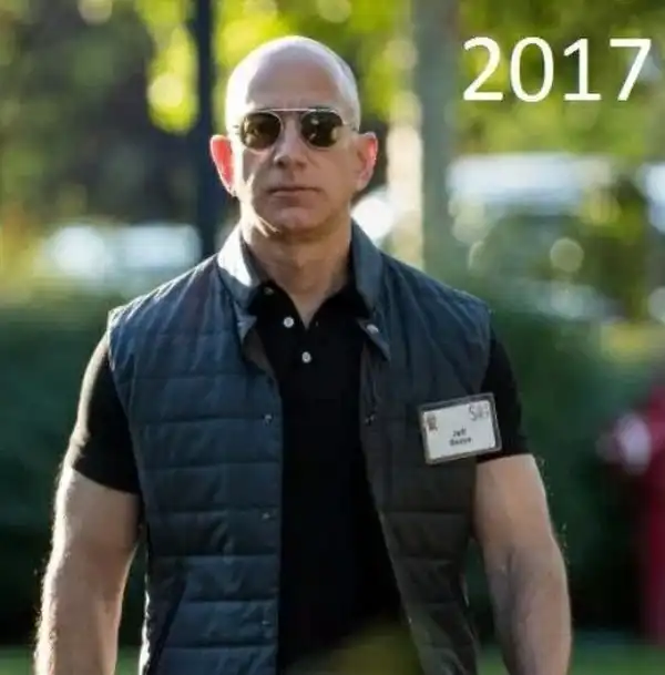 Основатель Amazon Джефф Безос признан богатейшим человеком мира