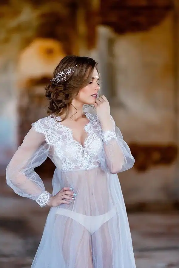 Скандал: откровенная фотосессия в заброшенном храме Татарстана