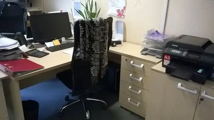 Коллеги подшутили над девушкой, ушедшей в отпуск