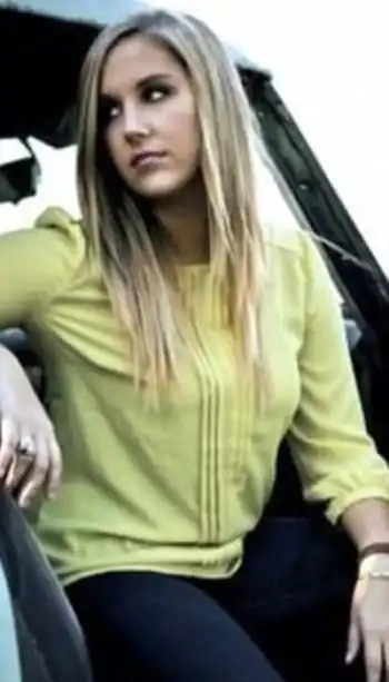 В штате Миссури 24-летнюю учительницу уволили за секс со школьником