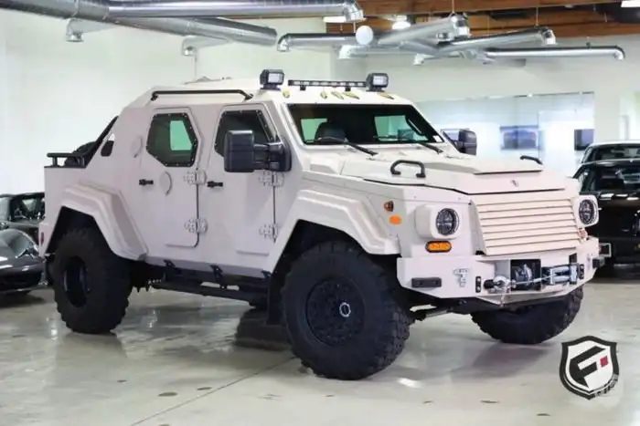 На аукционе в США продают армейский внедорожник Terradyne Gurkha за 700 000$