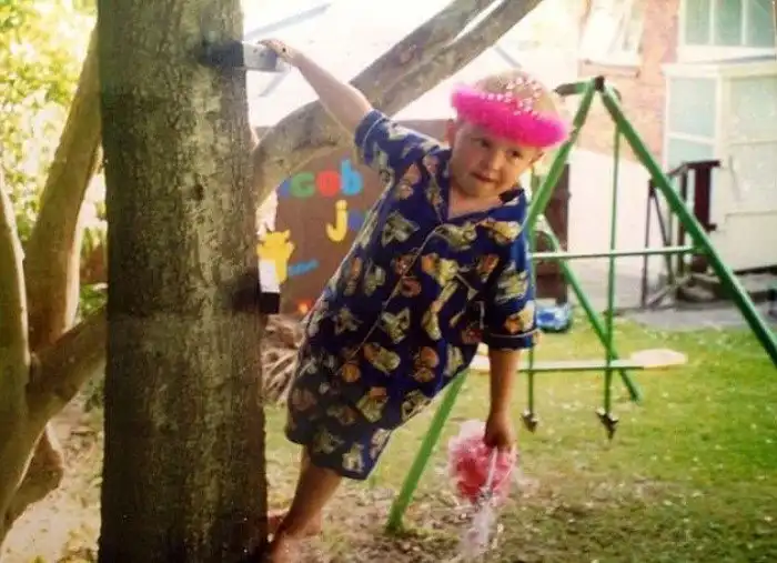 Не в своем теле: 20-летняя трансгендер из Новой Зеландии рассказала, как "научилась быть девушкой"