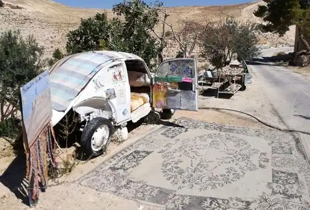 Мини-отель в стром автомобиле Volkswagen Kafer («Жук»)