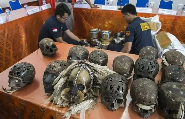 Человеческий череп как предмет контрабанды