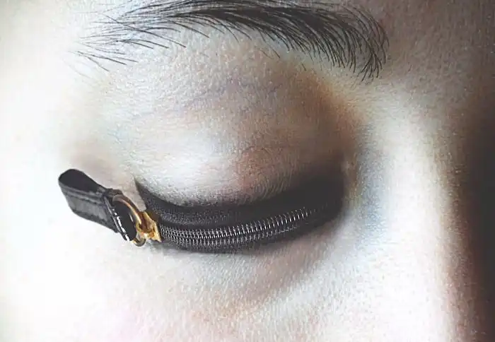 Продолжаем знакомиться с творчеством Моники Карвальо