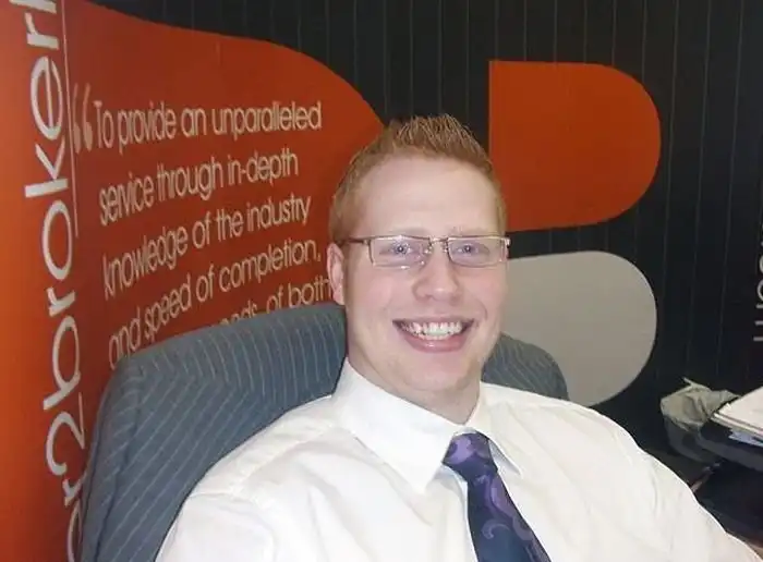 Удивительная трансформация страховщика из Лондона по имени Гвилим Паг