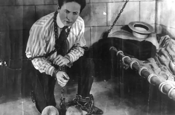 Судьба короля иллюзий Гарри Гудини