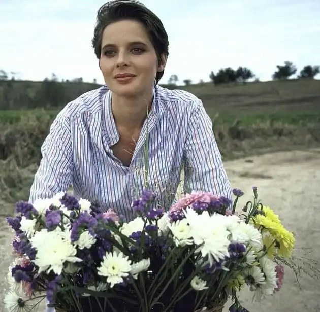 Актриса Изабелла Росселлини вернулась в модельный бизнес после 20-летнего перерыва