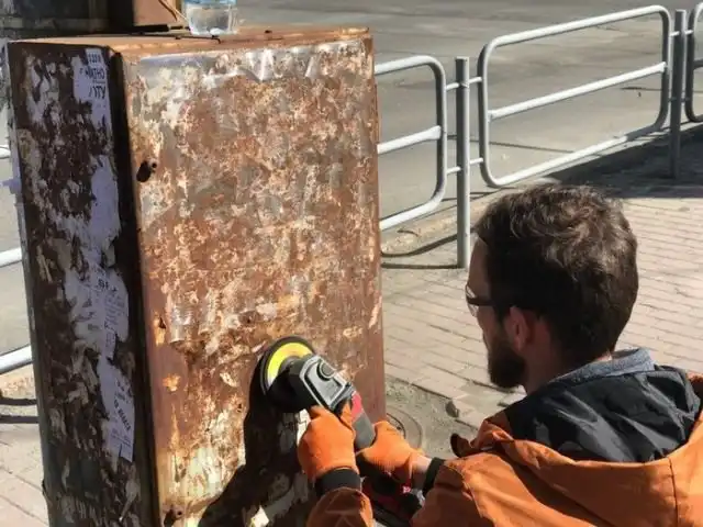 Преображение унылого светофорного шкафа