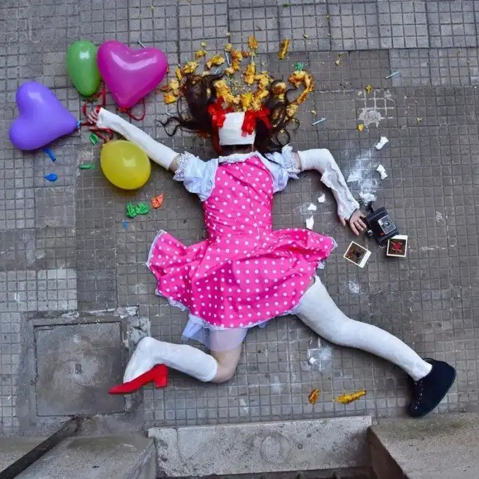 Падай, но поднимайся: философский фотопроект итальянского фотографа о жертвах «падения»