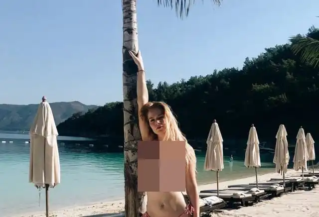 Турецкий отель запретил туристке из России публиковать снимки в бикини