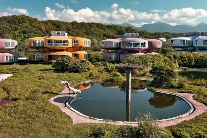 Проклятый город-призрак, который убивал своих строителей