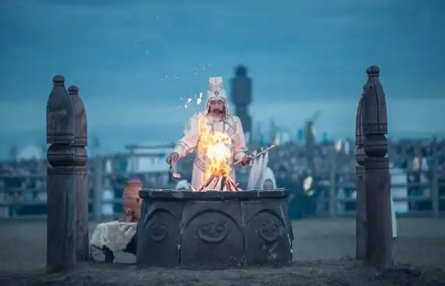 Празднование Ысыах - встреча солнца на Севере России