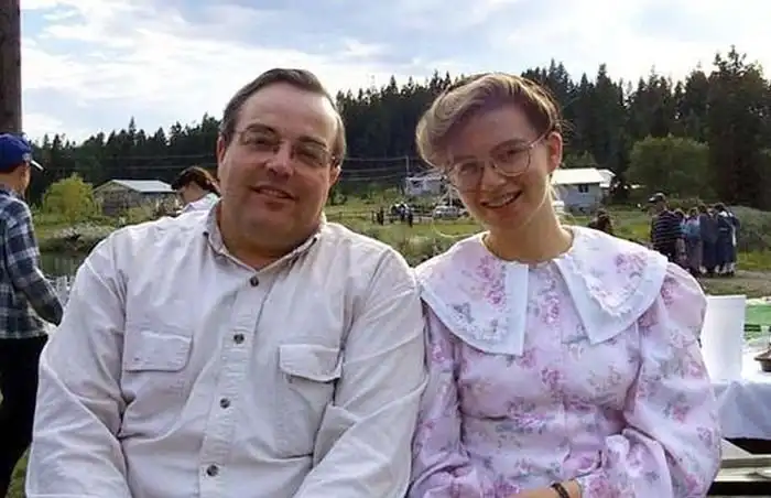 Суд вынес наказание канадцу за 24 жены и 149 детей