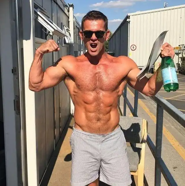 47-летний актер удивил всех своей физической формой